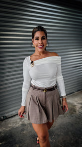 “VICKY” OFF SHOULDER TOP WITH DETAIL
