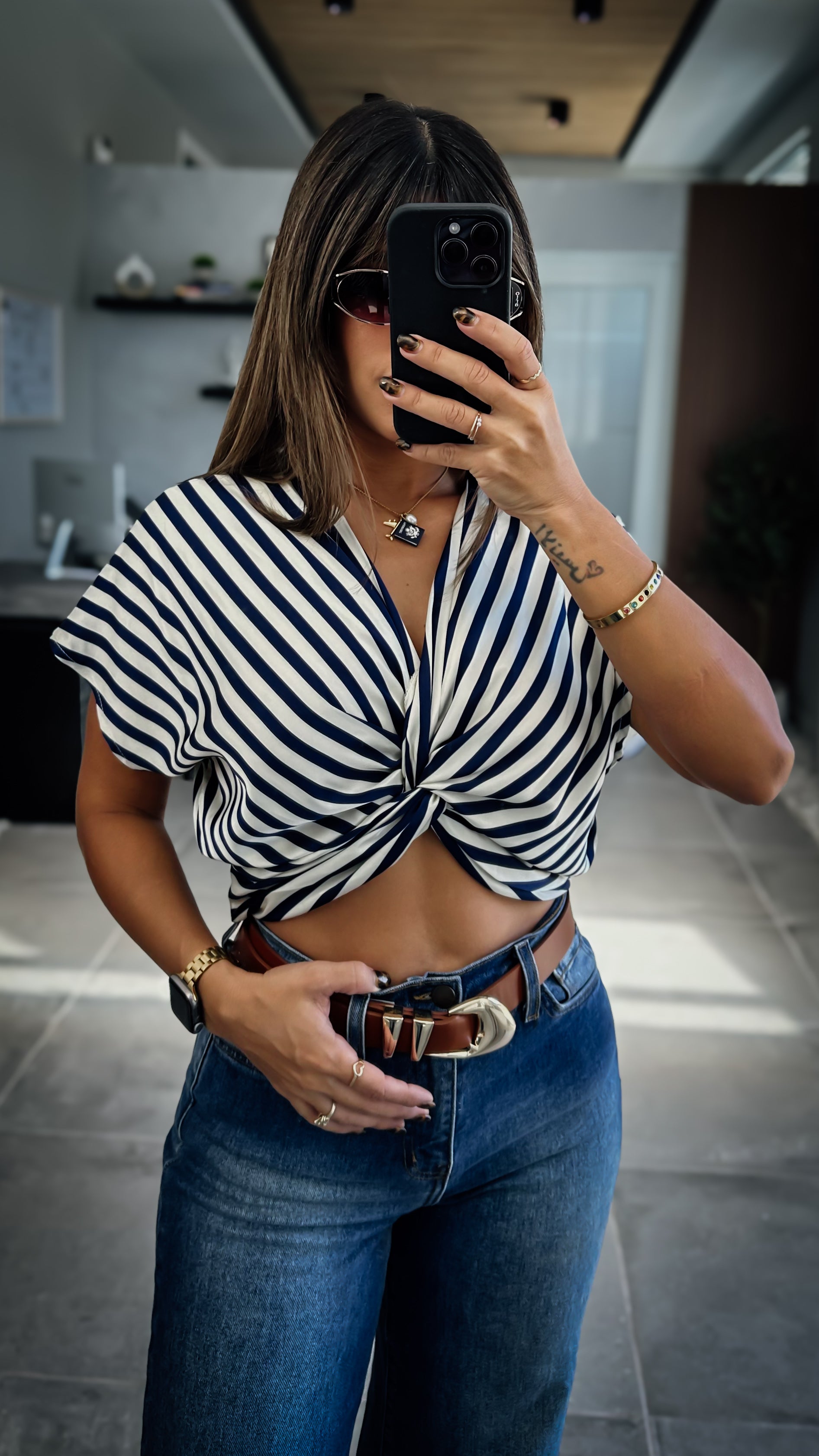 “TAMMY” STRIPED NAVY CROPPED BLOUSE