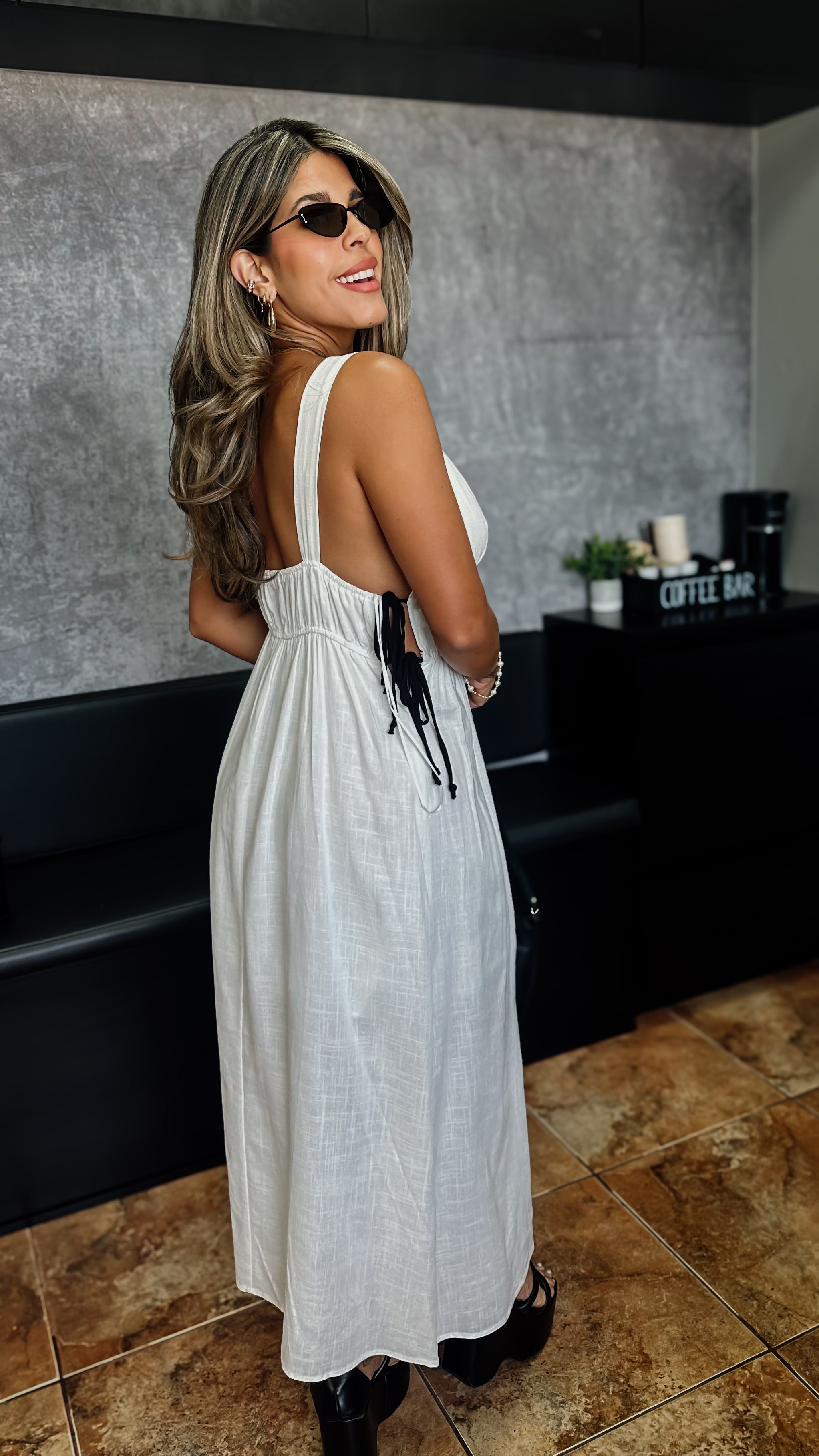 “VENICE” V-NECK MAXI DRESS