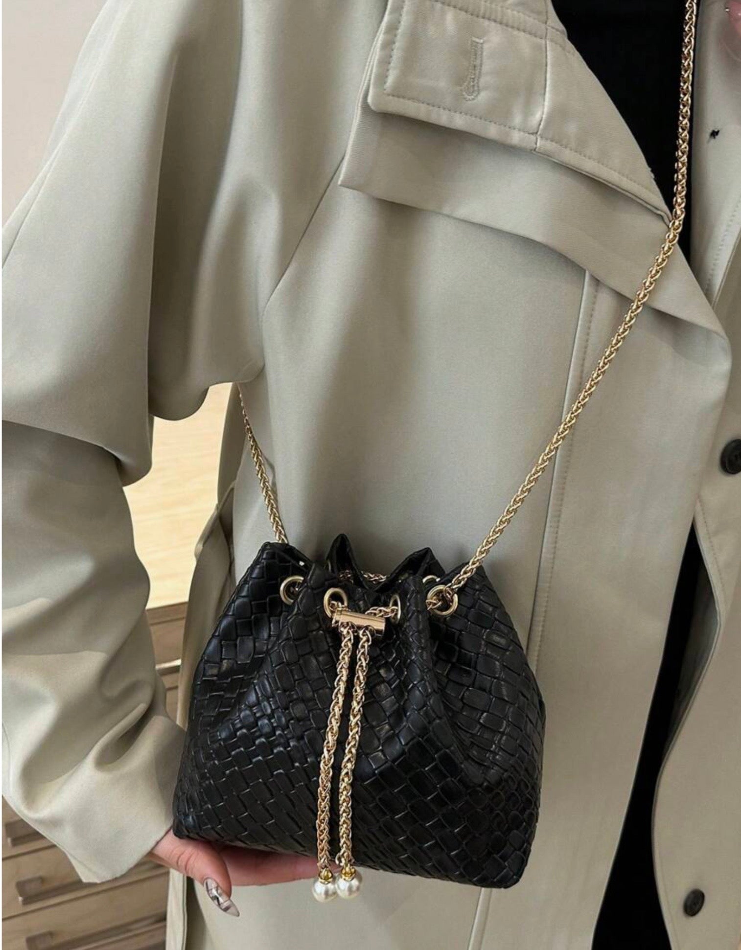 POUCH CROSSOVER BODY BAG