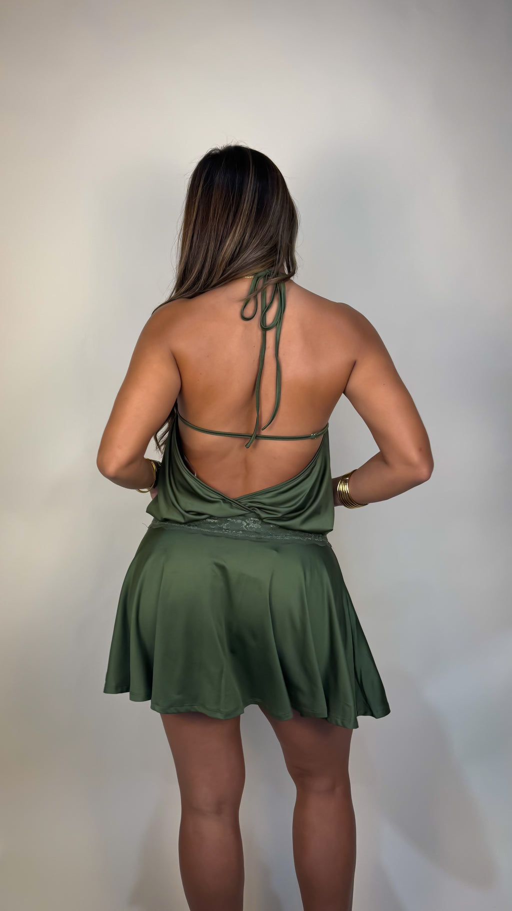 “ZAIRAH” FLOWY HALTER DRESS