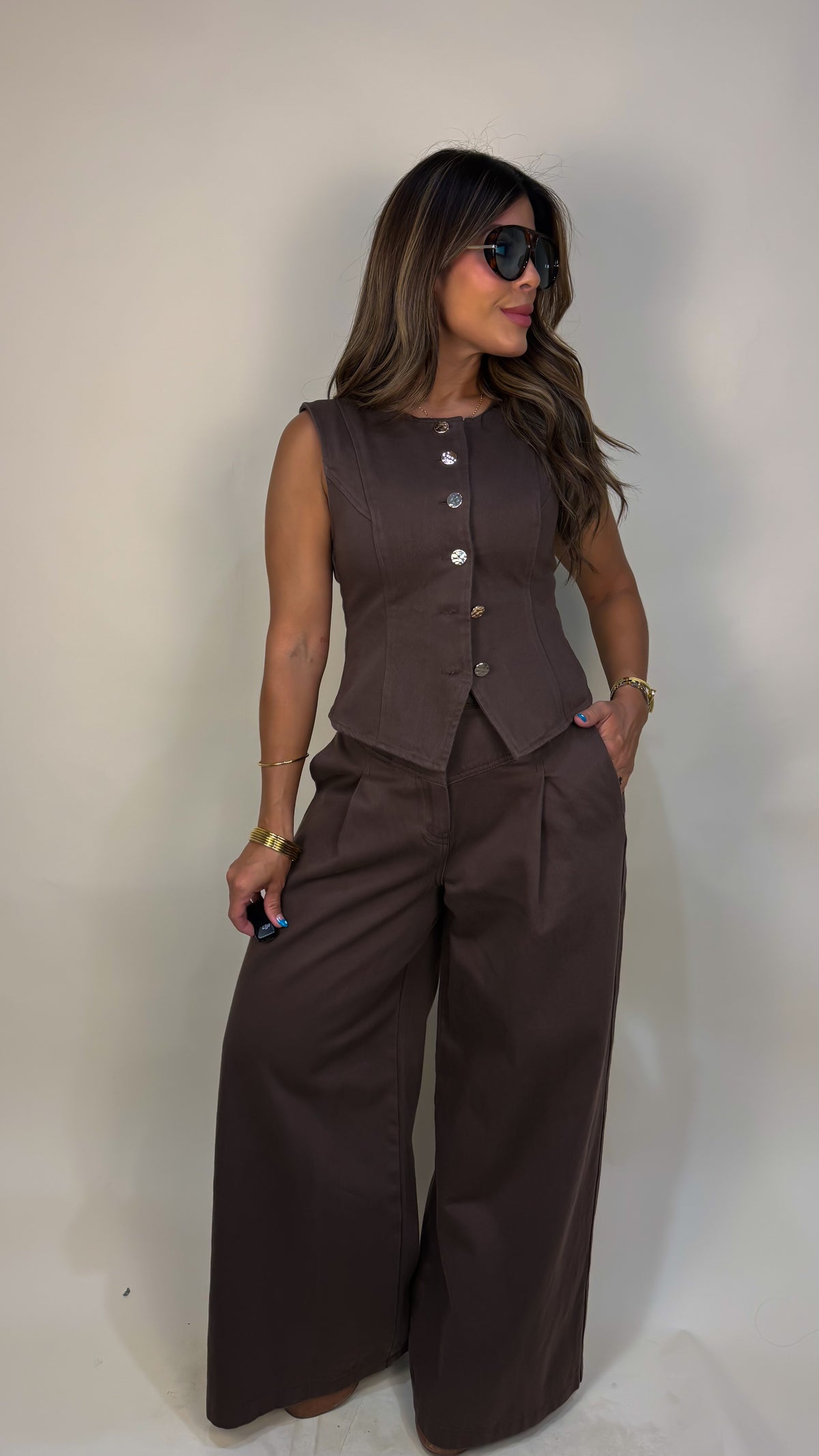 “JULIA” WIDE-LEG TROUSERS AND SLEEVELESS DENIM VEST SET