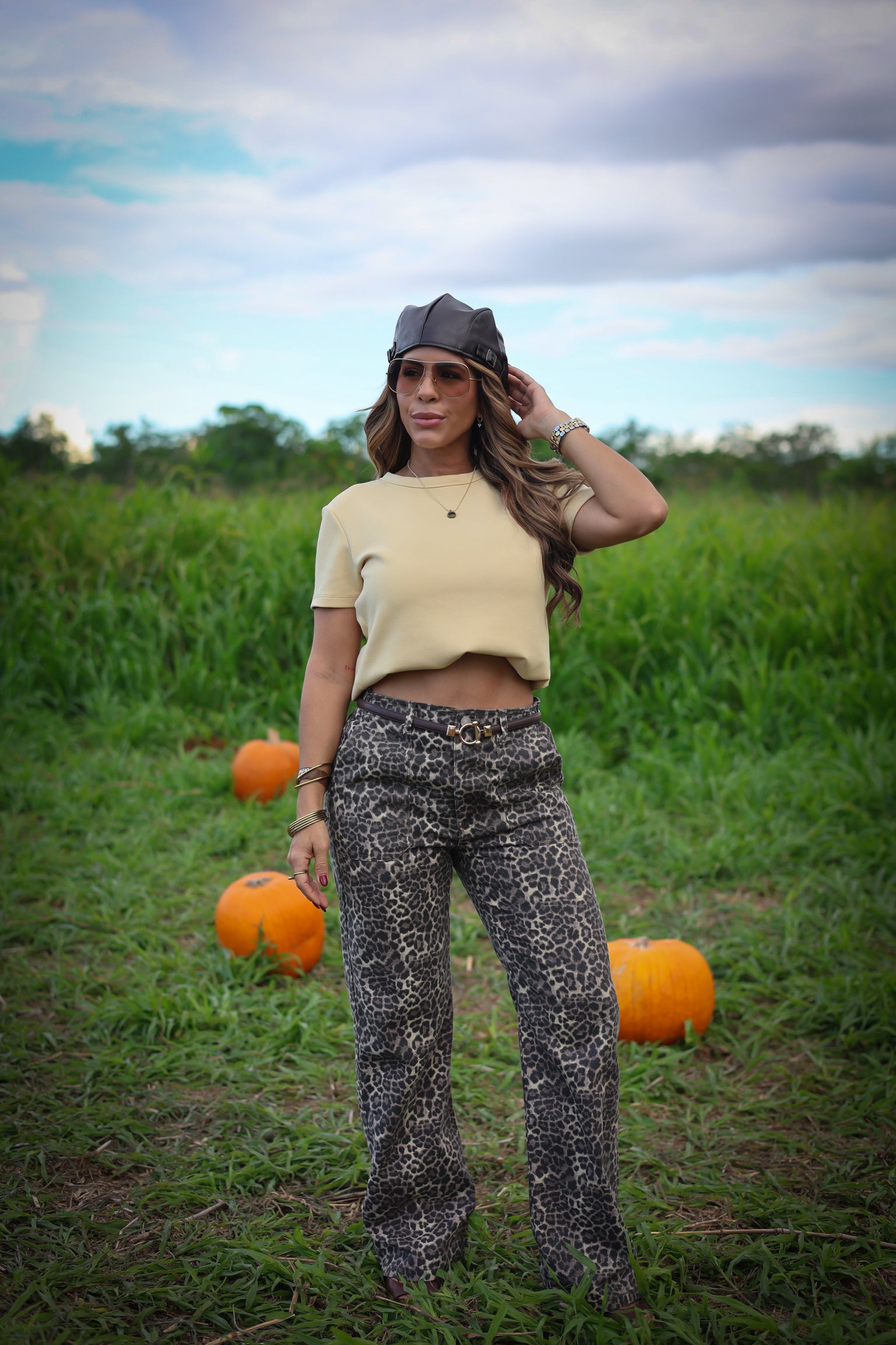 “IZZY” LEOPARD PRINT DENIM PANTS