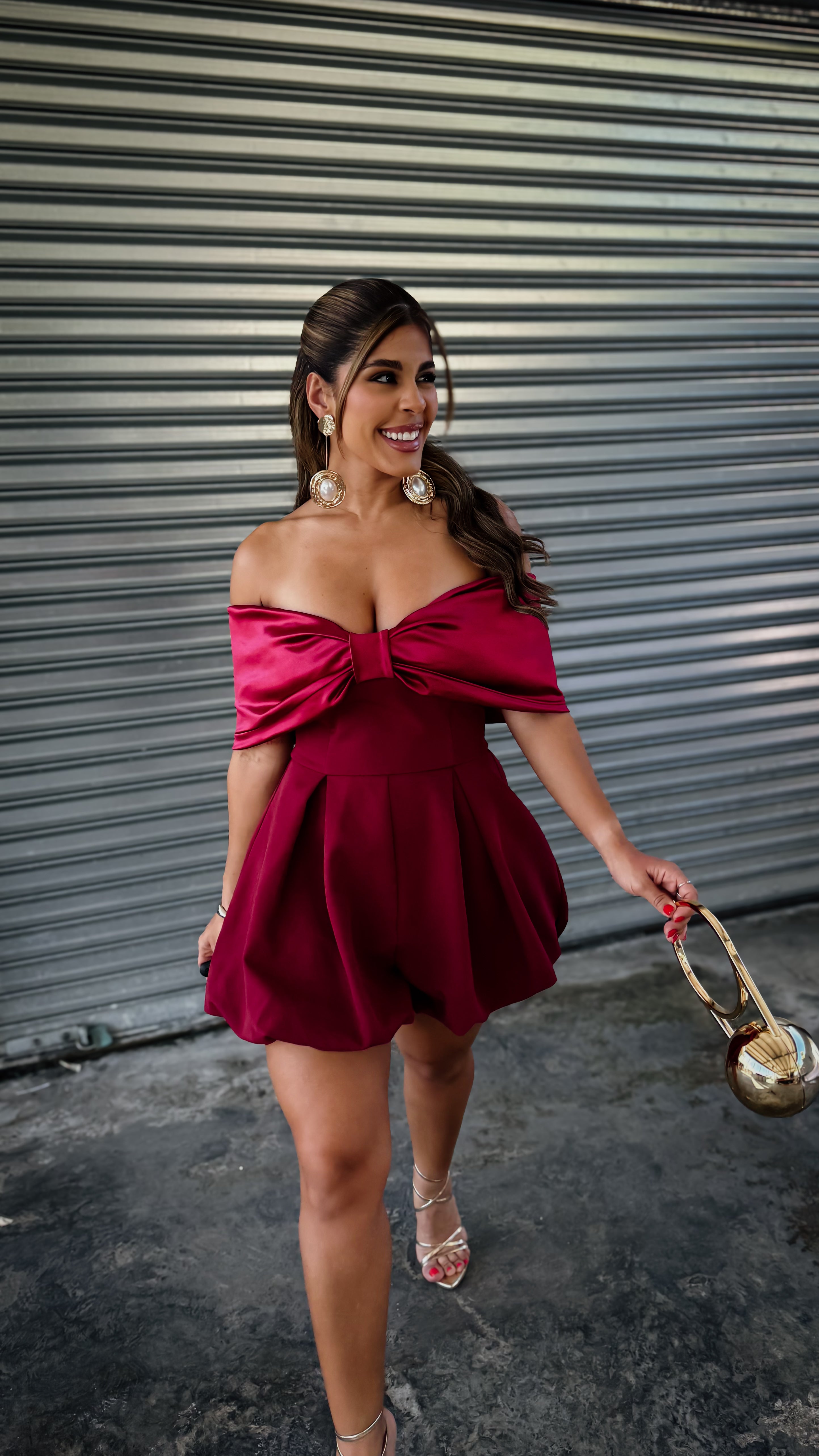 Pre-orden “ARIANA” SATIN BOW DETAIL OFF SHOULDER ROMPER BLACK