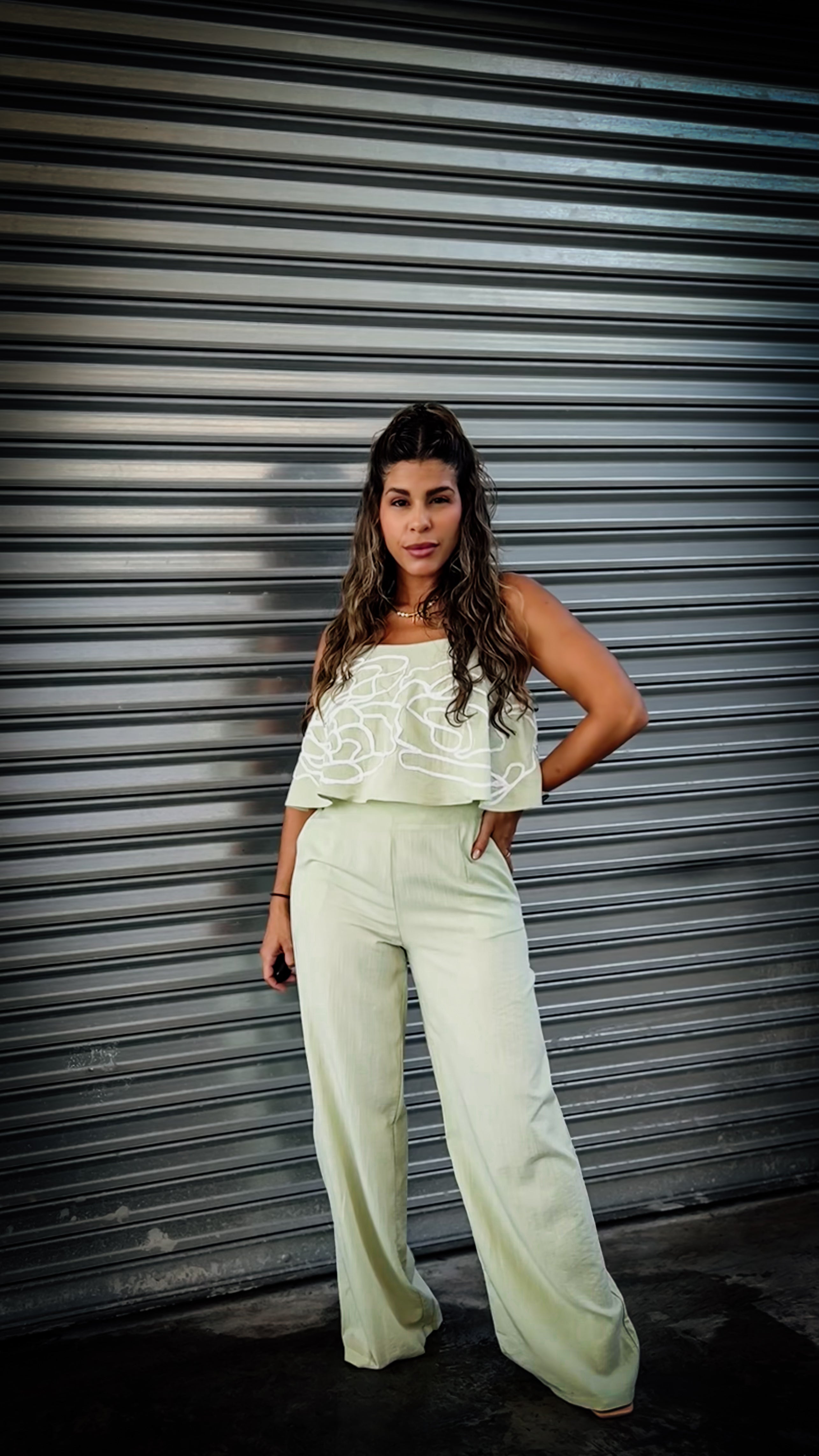 “VICKY” FLOWY TOP AND PANT SET