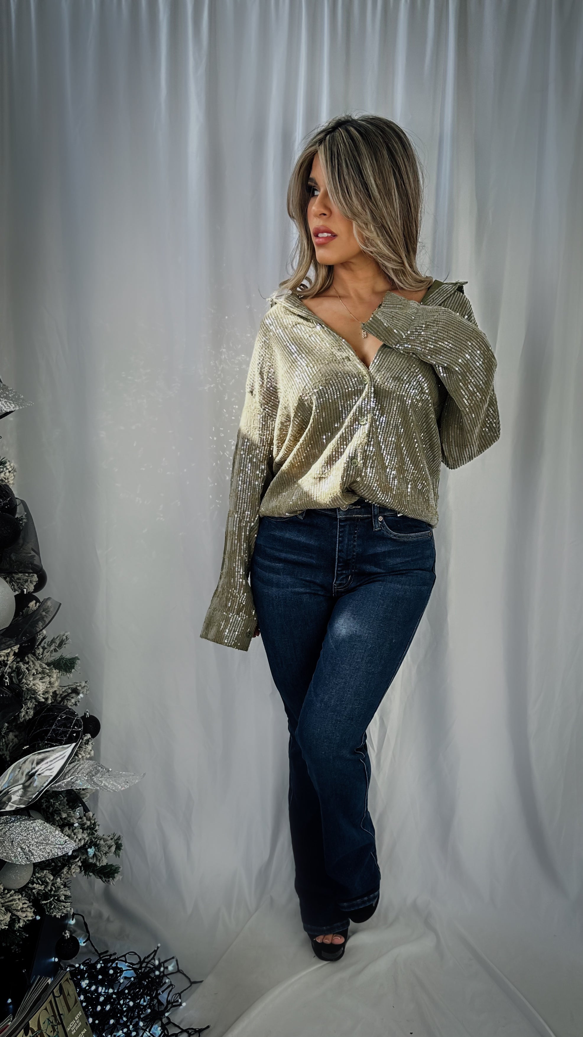 “HILARY” SEQUIN BUTTON DOWN SHIRT