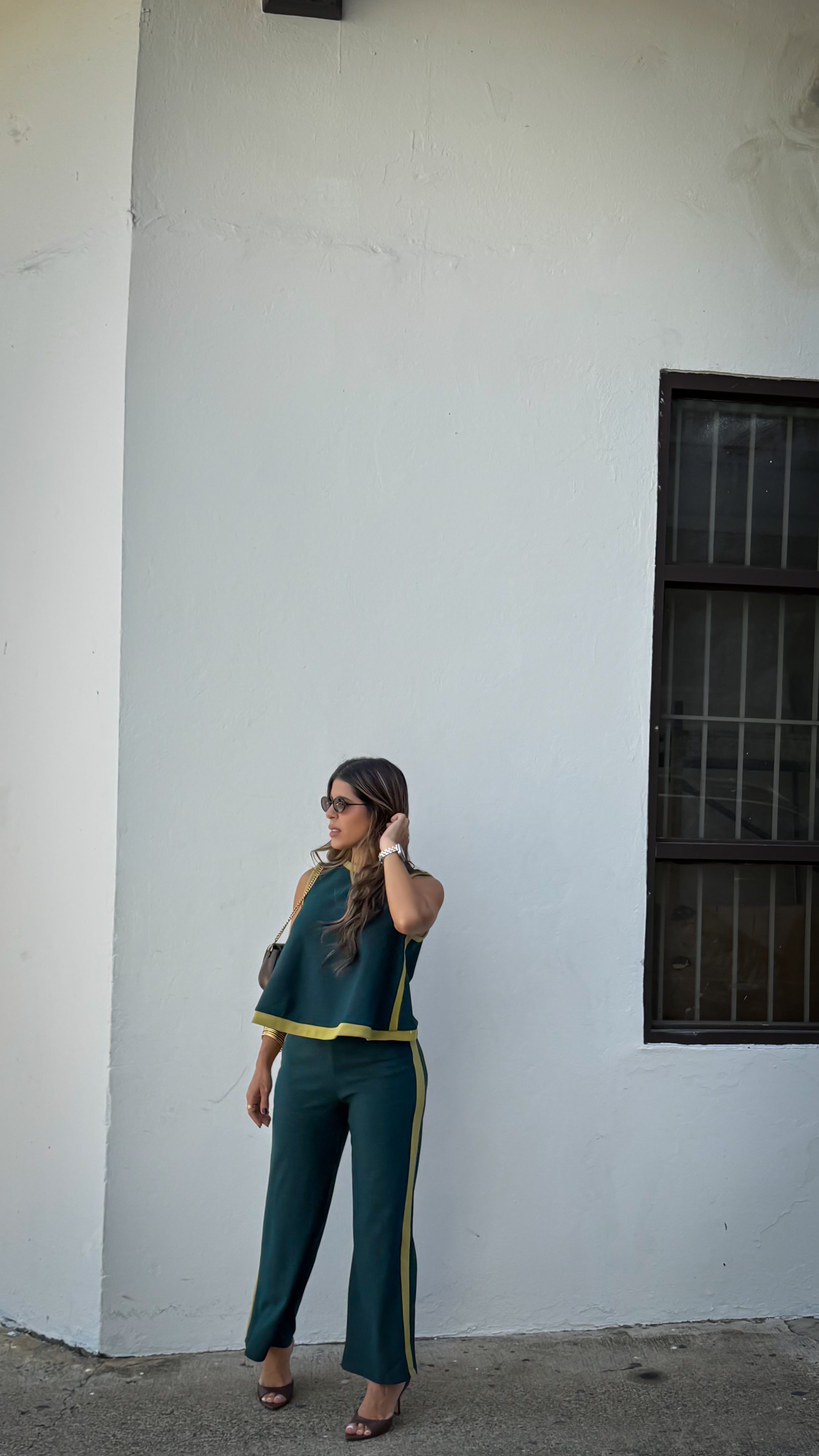 “HANNAH” CONTRAST PULL OVER TOP AND PANT SET