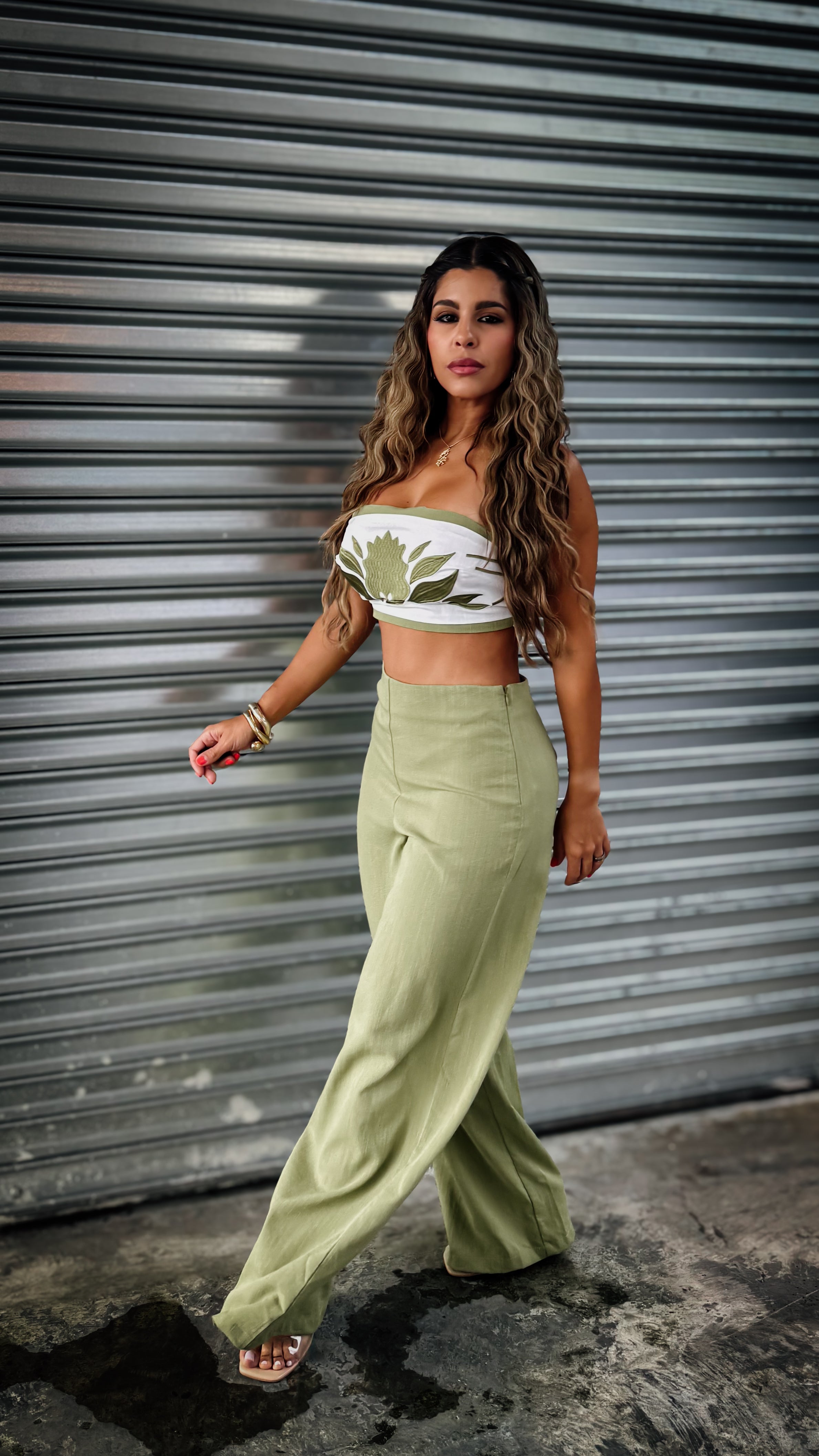 “RILEY” HALTER NECK TOP AND PANTS SET