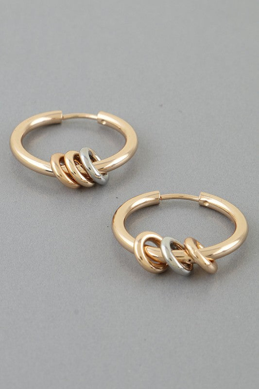 TWO TONED HOOP EARRINGS