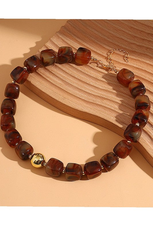 BEADED STATEMENT NECKLACE