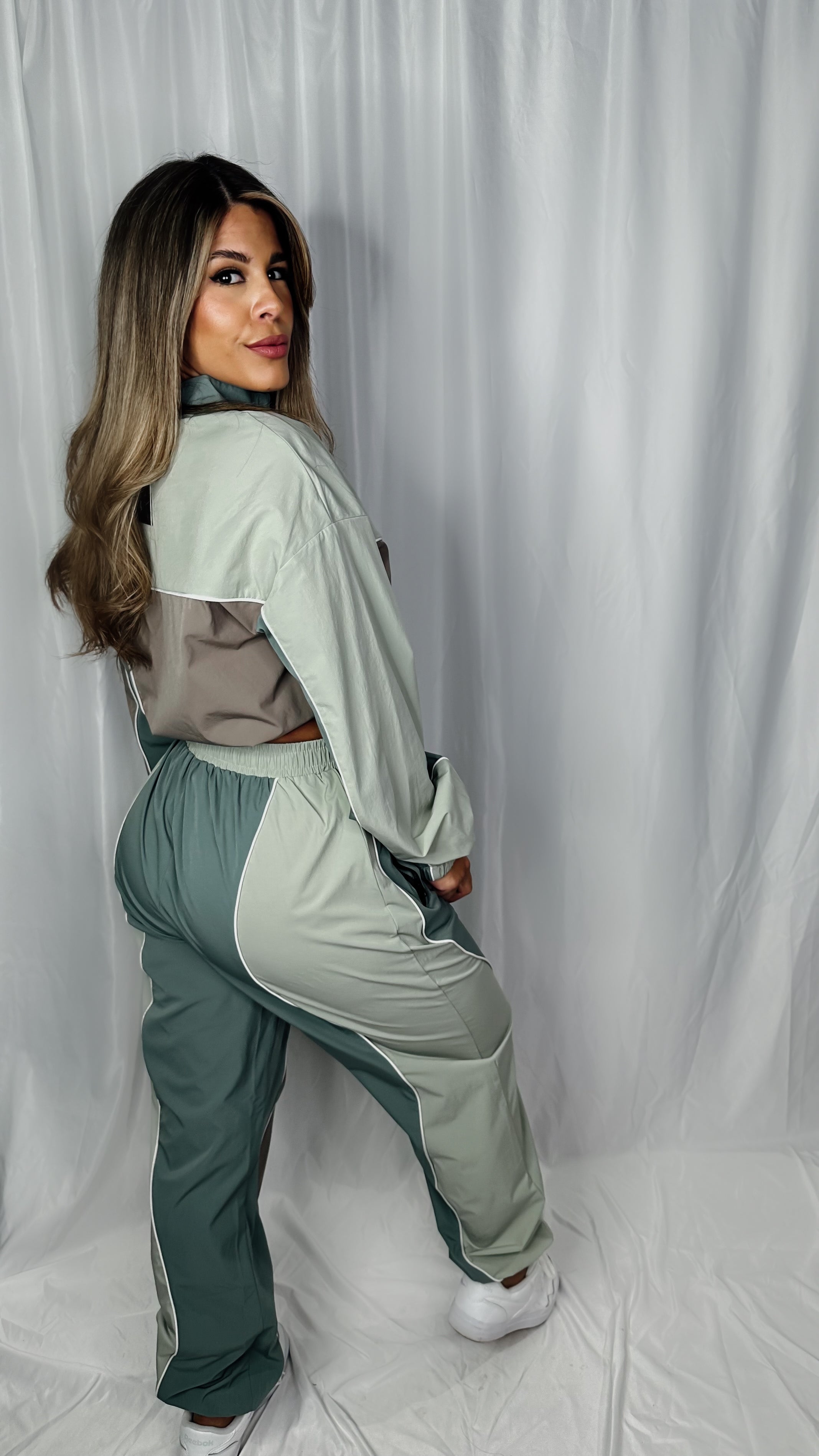 "REBECCA" COLORBLOCK CARGO JOGGER SET