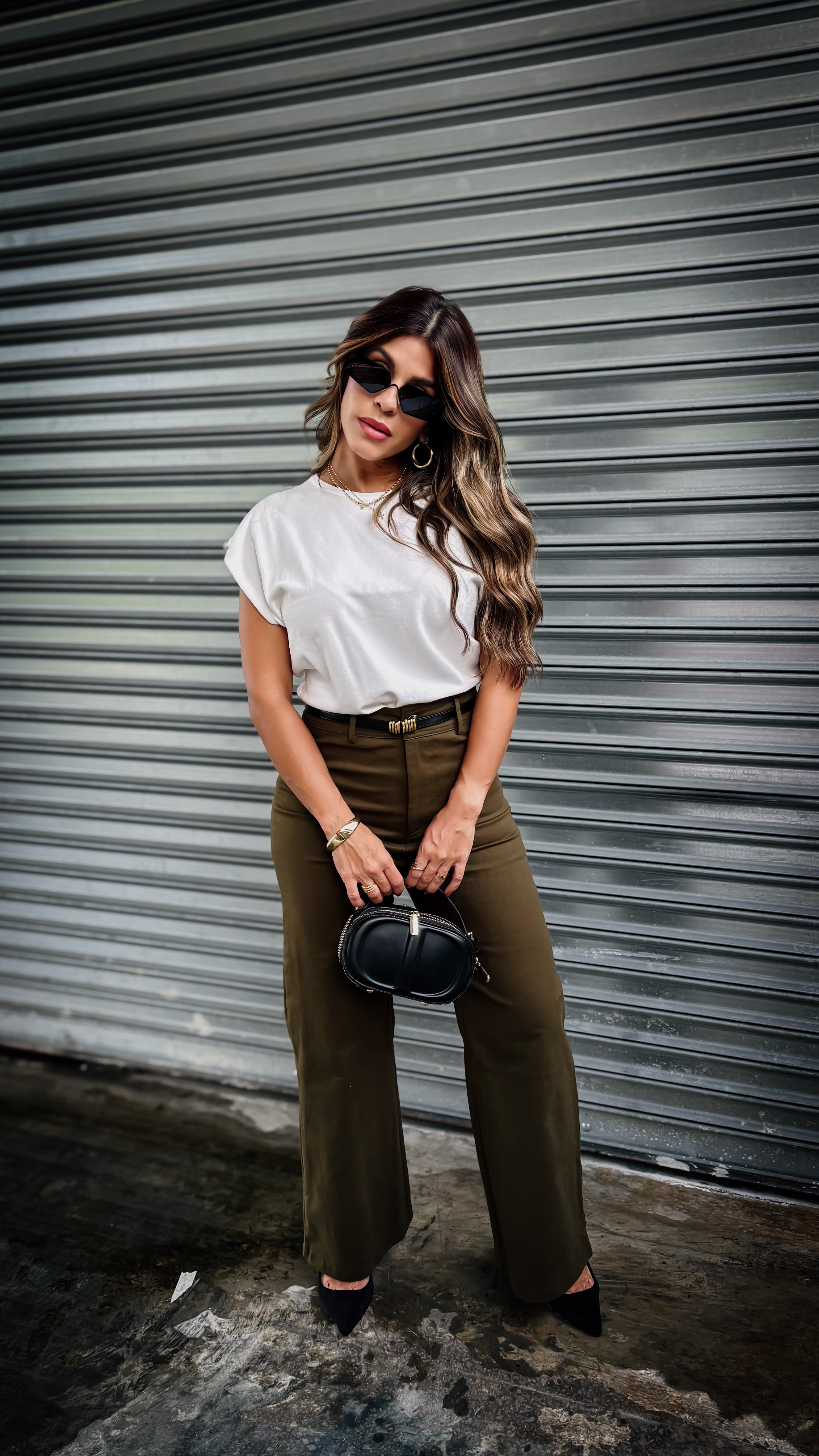 “BAILEY WIDE LEG CROPPED PANTS