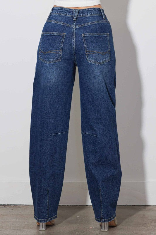 “ADEL” BARREL BAGGY JEANS