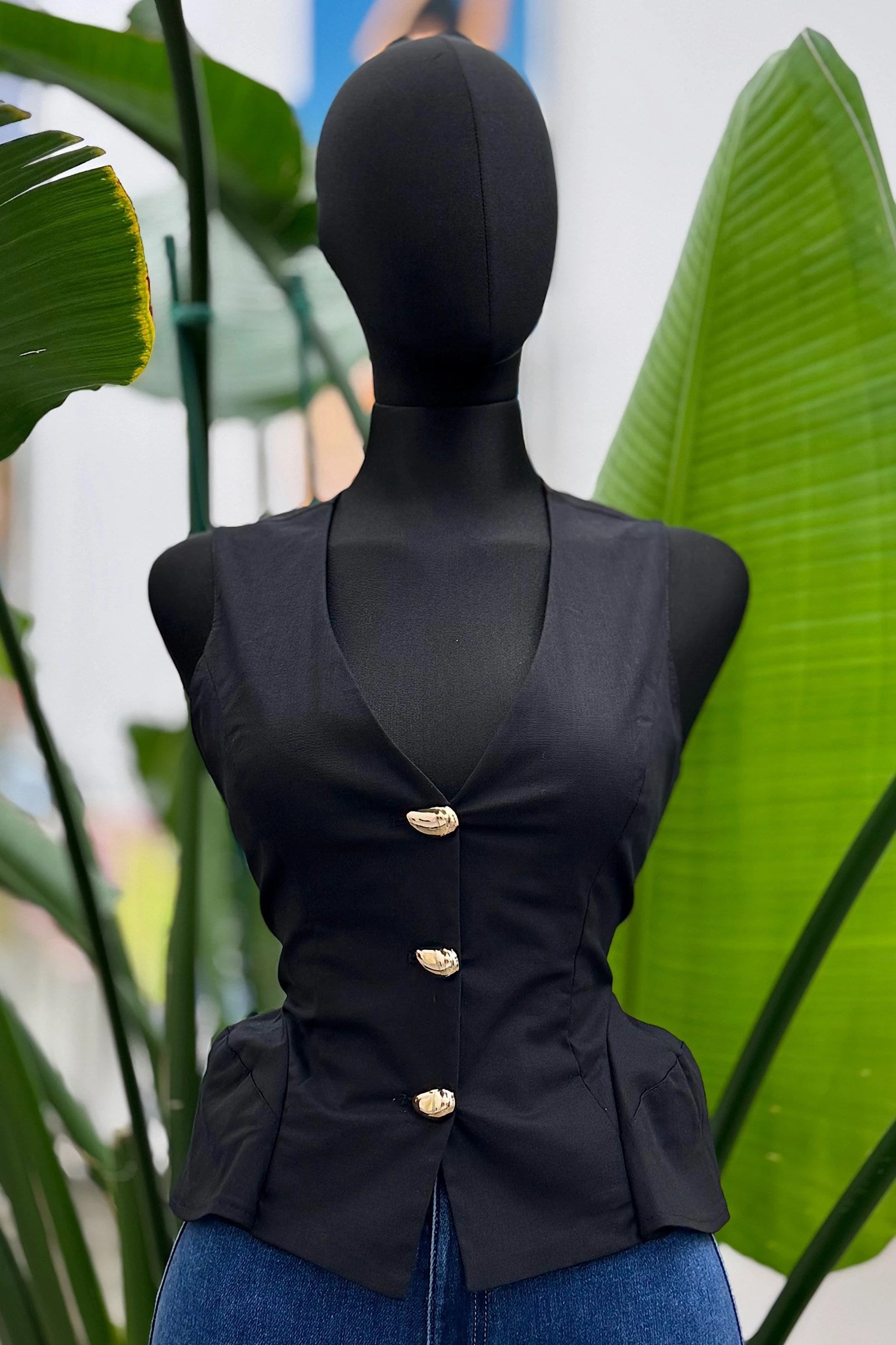 “GIAN” BUTTON DETAIL VEST